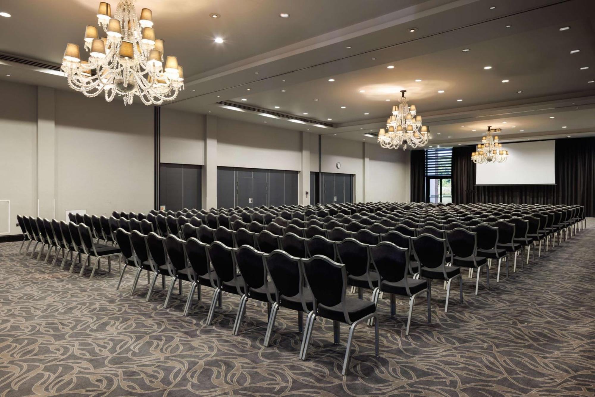 Готель Hilton London Syon Park Брентфорд Екстер'єр фото